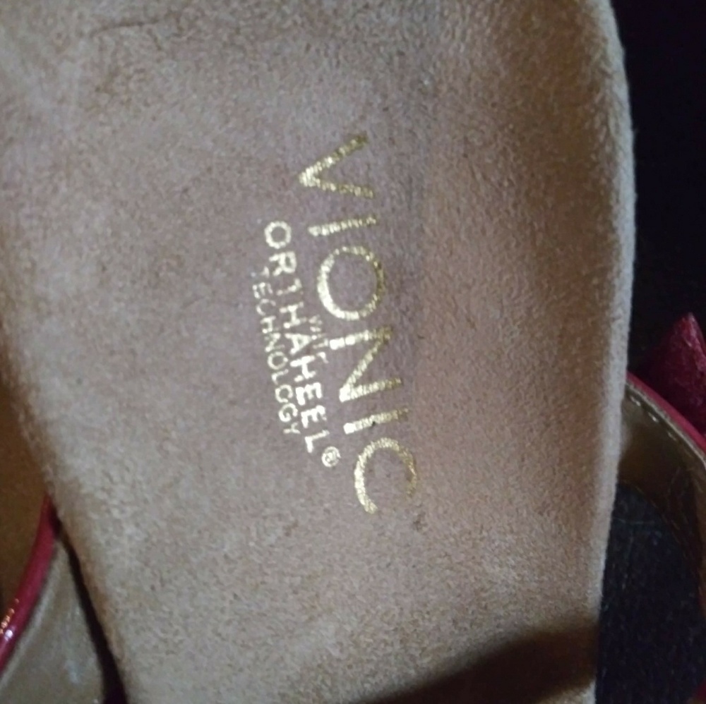 Vionic sandals - Picture 4 of 5